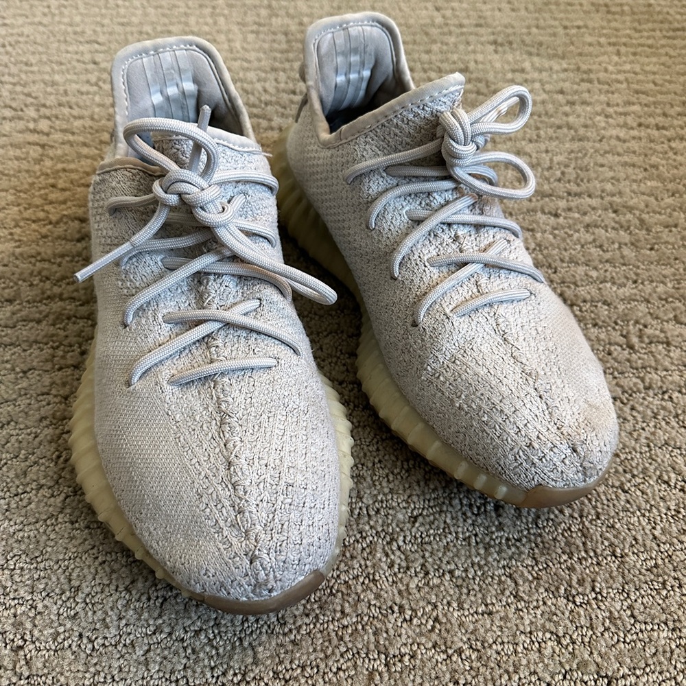 YEEZY BOOST 350 V2 - Sesame - Mens Size 7
